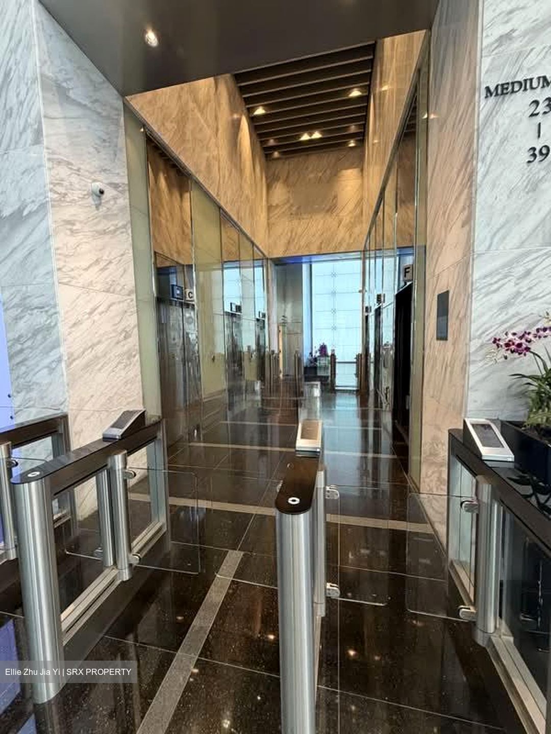 One Raffles Place (D1), Office #599576231